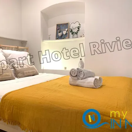 Riviera: Vieille Elegance Near Promenade Des Nice